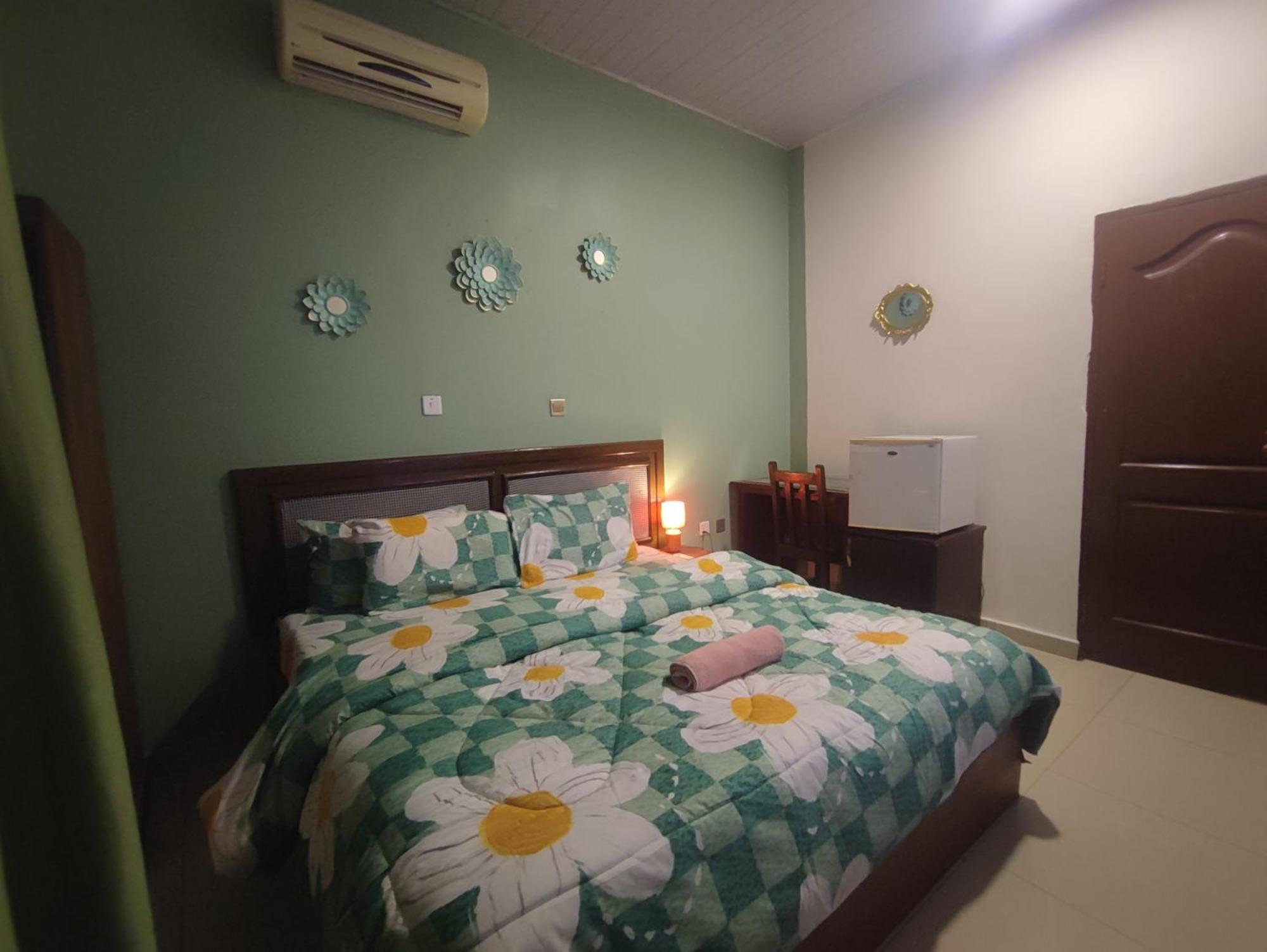 Ellisa Hospitality And Spa Otel Akra Dış mekan fotoğraf